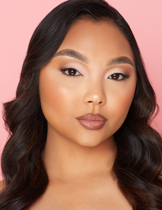 P.Louise Lashes - Materiale matrimoniale