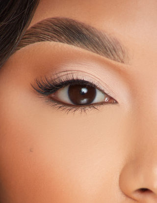 P.Louise Lashes - Materiale matrimoniale