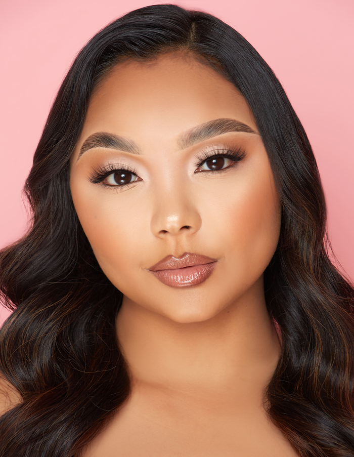 Sapore di ciglia finte stuzzicanti