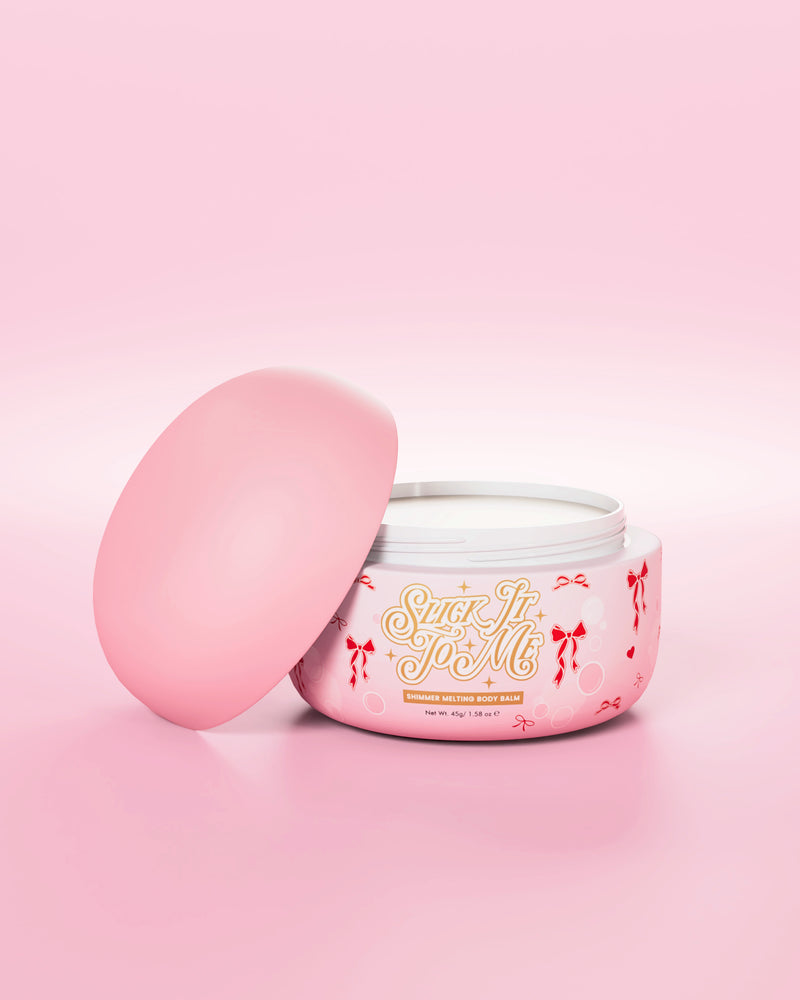 Vaschetta rosa di P.Louise Slick It To Me Shimmer Melting Body Balm senza coperchio  